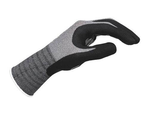Pletené ochranné rukavice s povrchovou úpravou, čierna